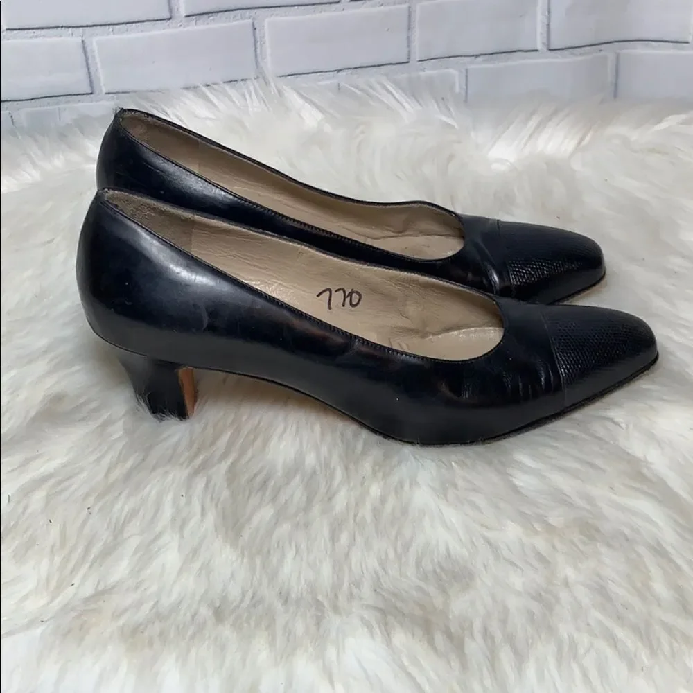 Salvatore Ferragamo Black Leather SlipOn Heel‎ Sz 8